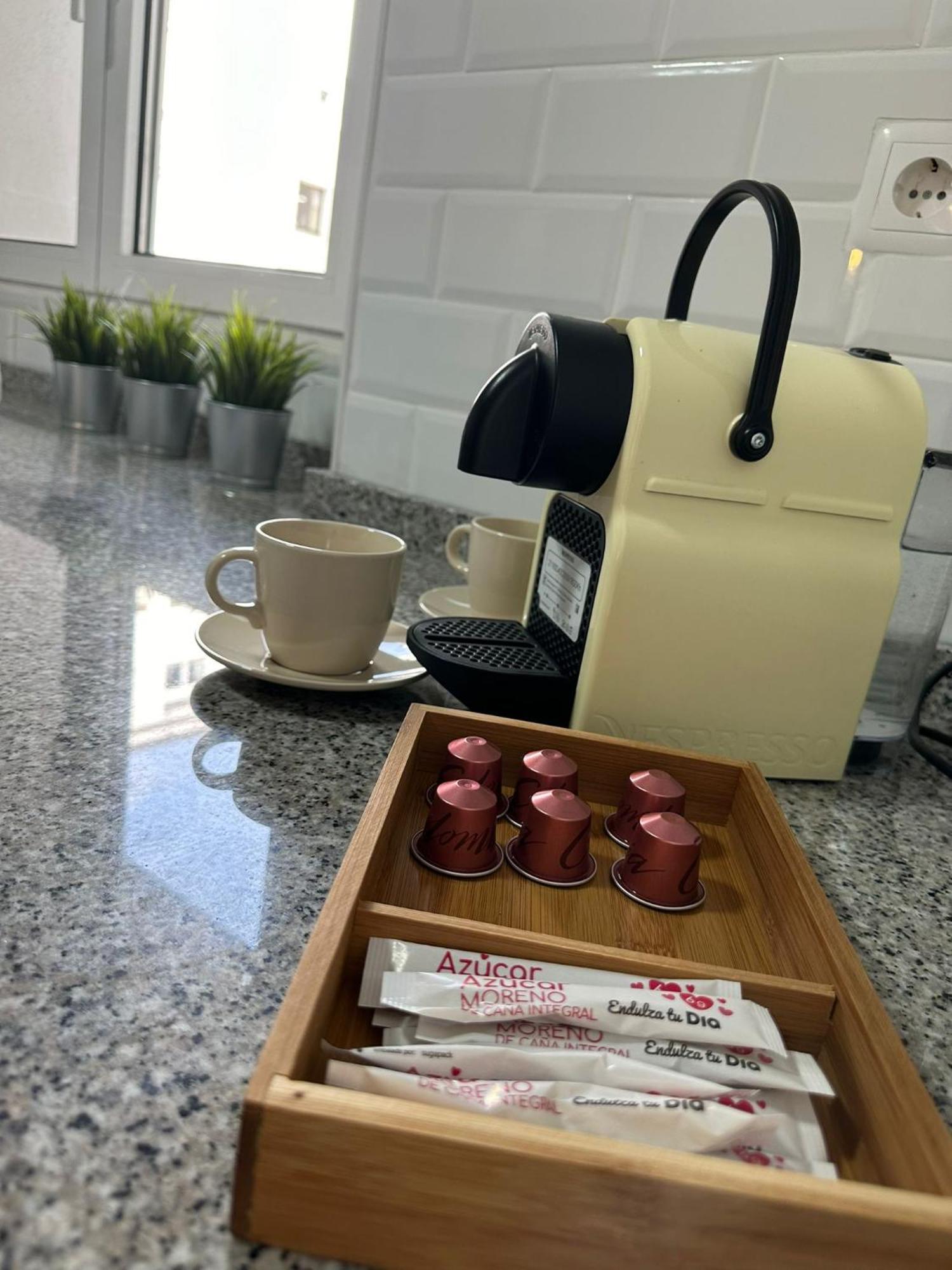 Cozy Flat 5 Mins From The Beach ヒホン エクステリア 写真